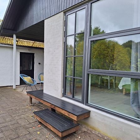 Bed and Breakfast Engholmbb Odense Exterior foto