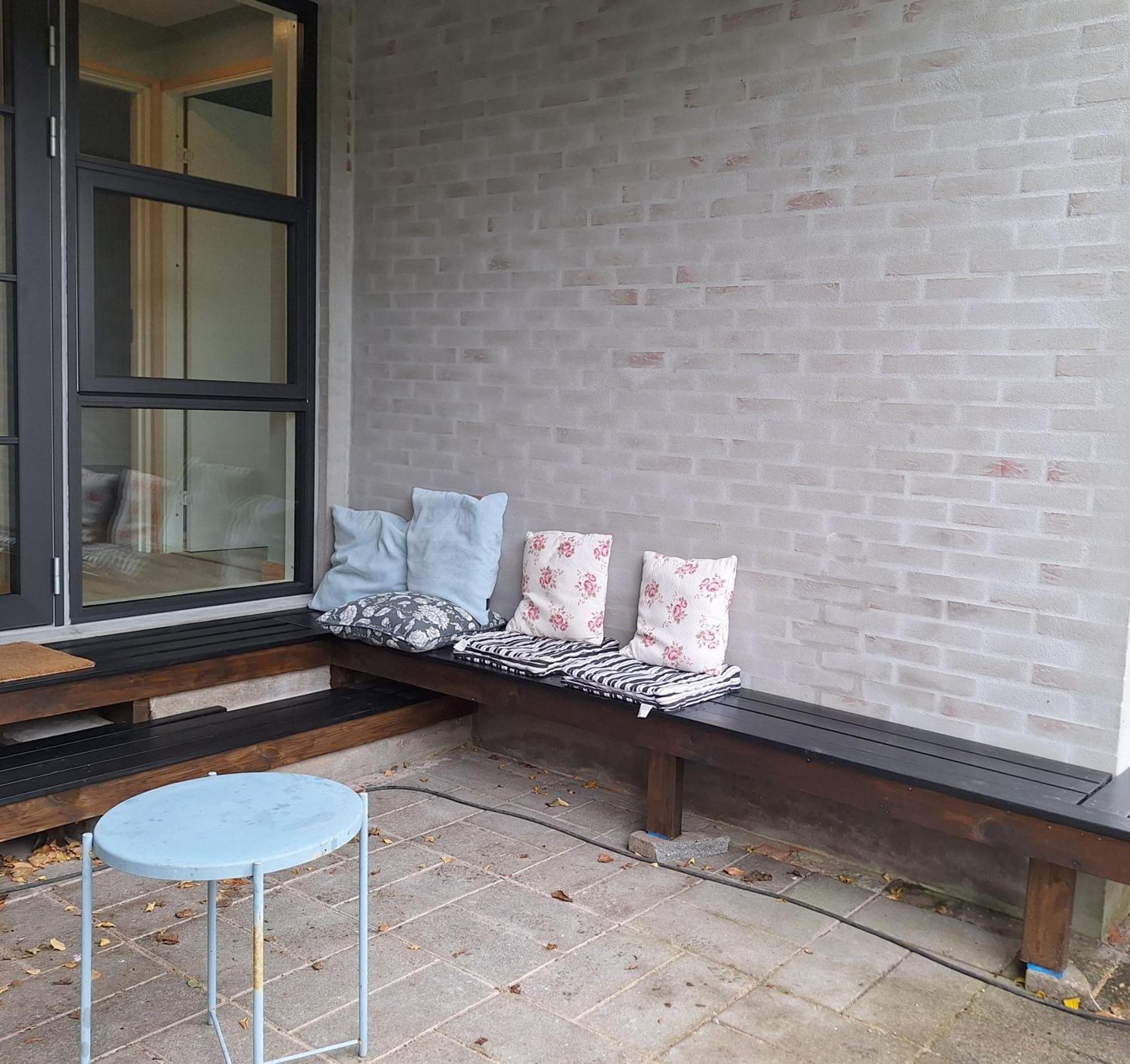 Bed and Breakfast Engholmbb Odense Exterior foto